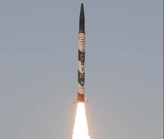  India Carries Out Successful Training Launch Of Medium-range Ballistic Missile A-TeluguStop.com