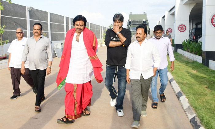  Janasena President Want Telugu Film Stars In His Party Details, Janasena, Pawan-TeluguStop.com