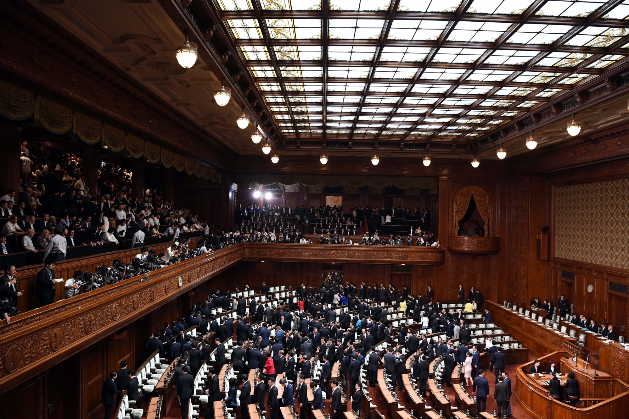  Japanese Parliament Concludes Regular Session After Enacting Contentious Defence-TeluguStop.com