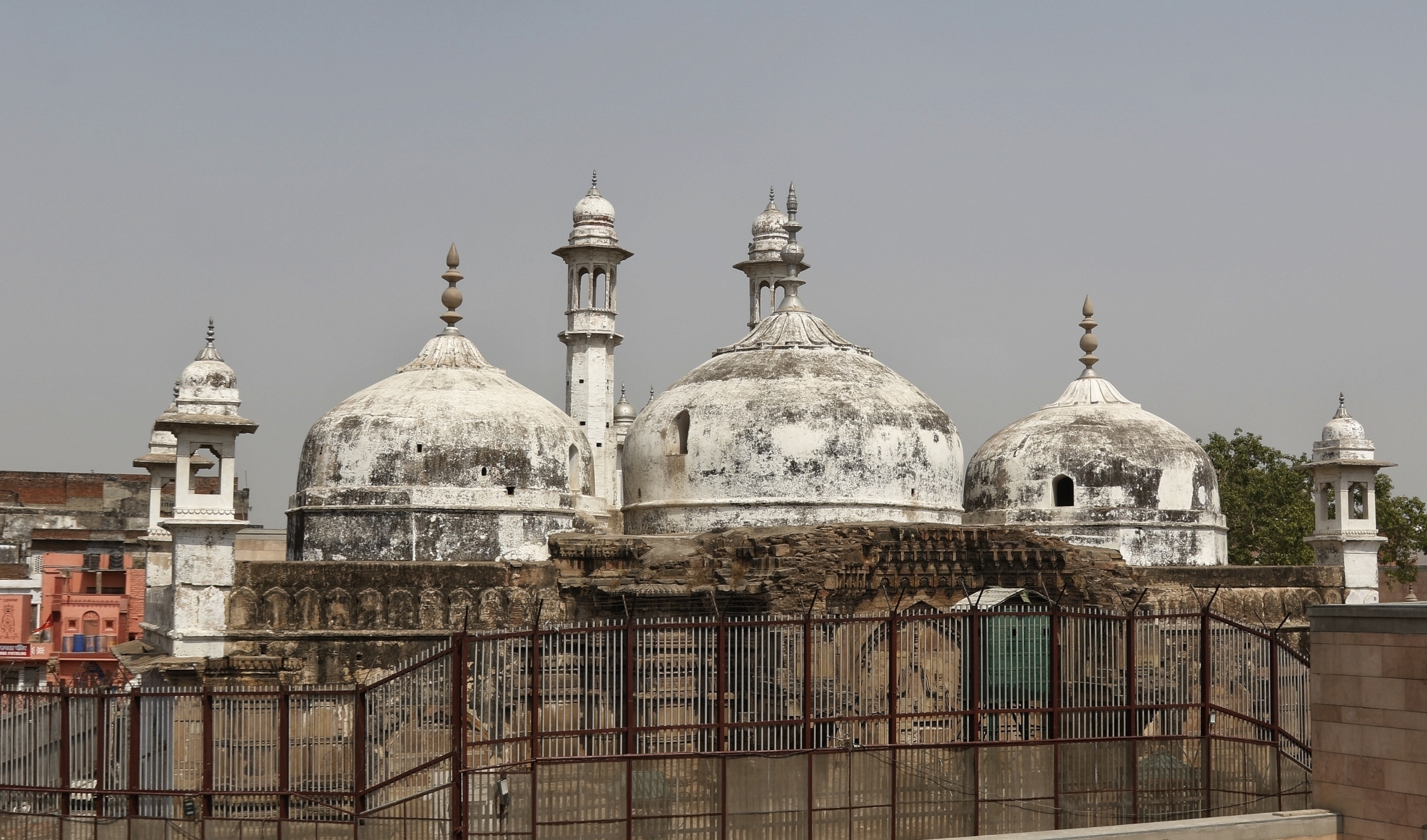  Key Litigant To Withdraw From Varanasi's Gyanvapi Mosque Case-TeluguStop.com