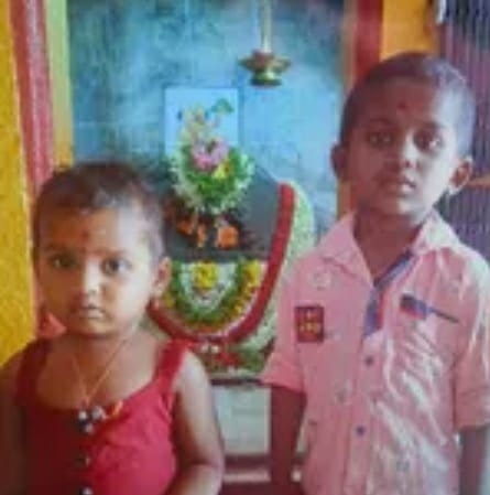  K'taka Shocker: Father Hammers Two Children To Death-TeluguStop.com