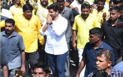  'yuvagalam' Padayatra Into Nellore District-TeluguStop.com