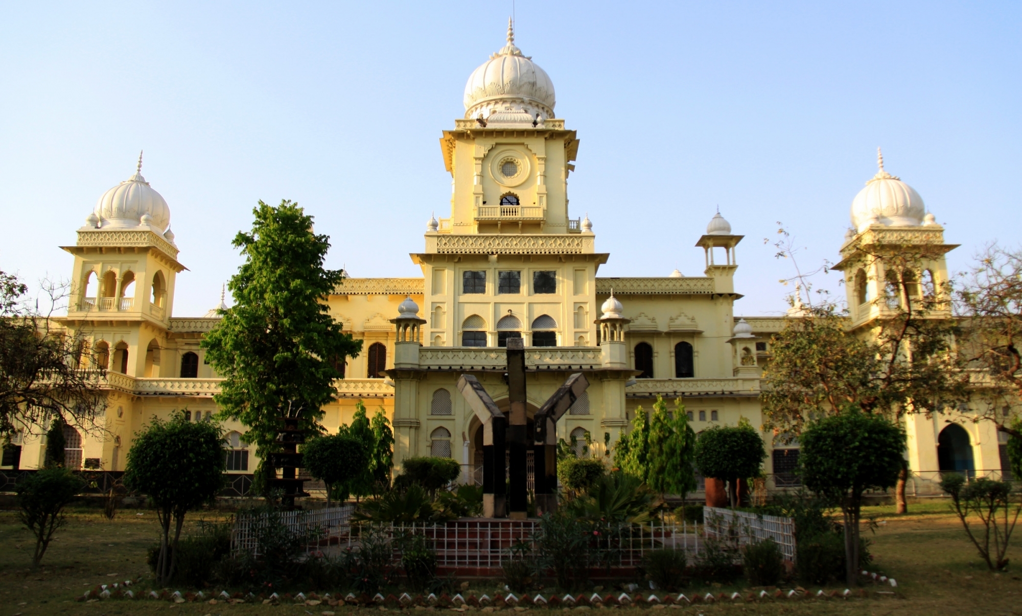  Lucknow University To Collaborate With Kazakh University-TeluguStop.com