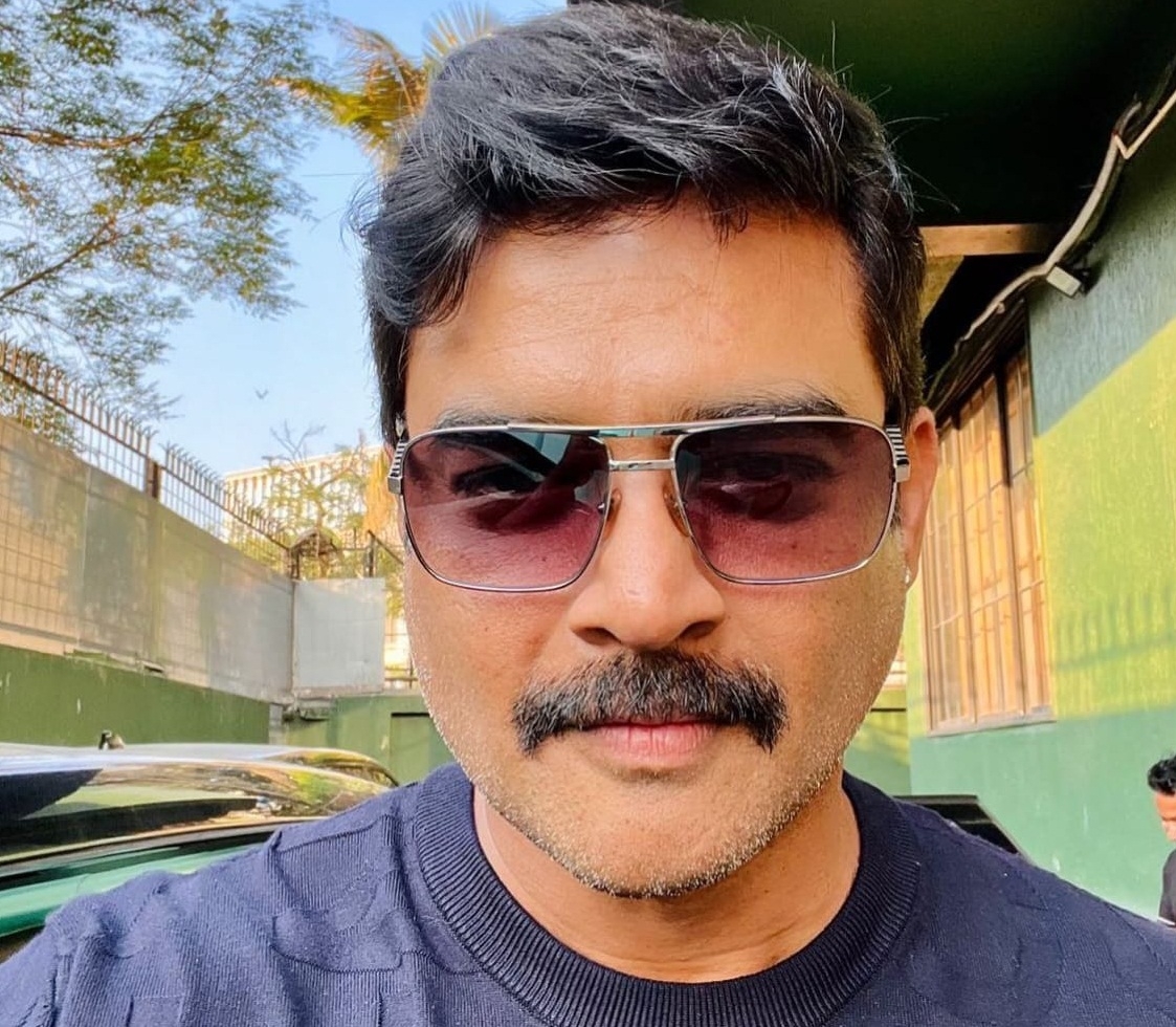  Madhavan Celebrating His Day On Sets Of 'test' Is 'the Best Birthday Gift'-TeluguStop.com