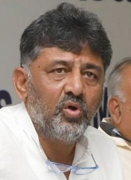  Now, Its Centre's Turn To Create 2 Cr Jobs As Promised: K'taka Dycm Shivakumar-TeluguStop.com