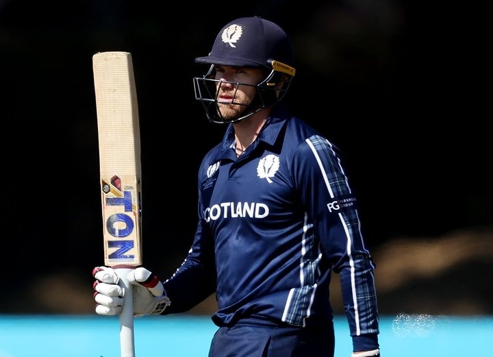  Odi Wc Qualifiers: Berrington's Century, Bowlers Help Scotland Thrash Uae By 111-TeluguStop.com