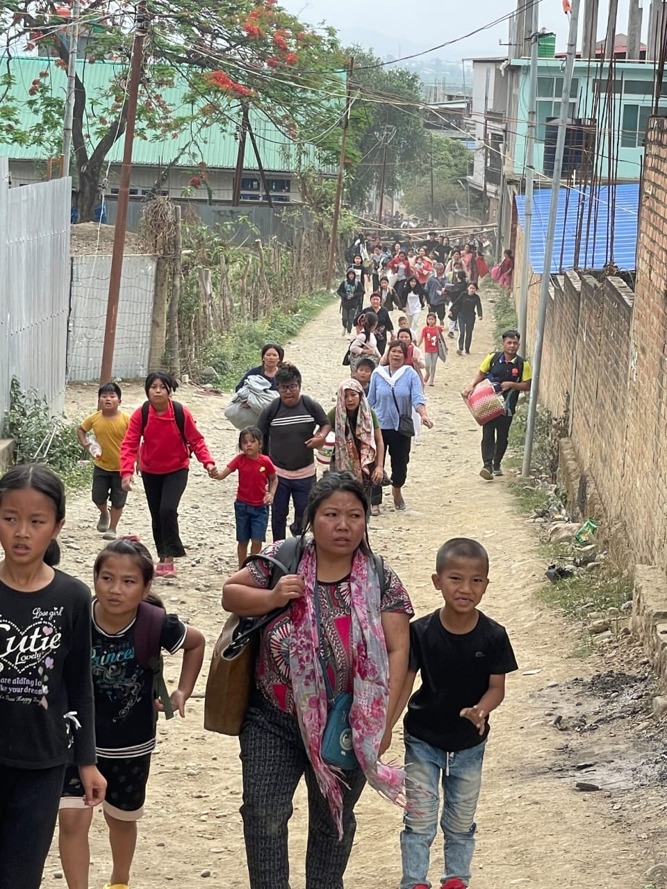  Over 10,700 People From Violence-hit Manipur Take Shelter In Mizoram, Assam-TeluguStop.com