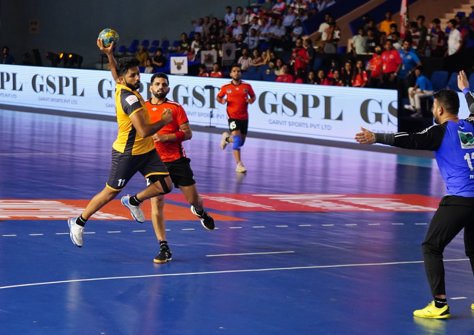  Premier Handball League: Garvit Gujarat Beat Delhi Panzers In Fourth Match-TeluguStop.com