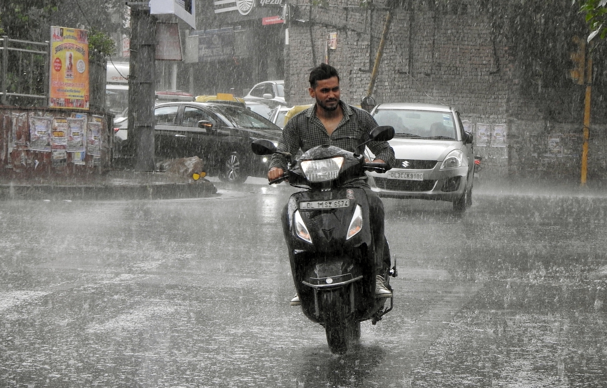  Rainfall Hits Parts Of Delhi, Pleasant Weather Likely Until Next Week-TeluguStop.com