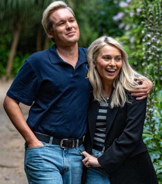  Shane Warne Miniseries Actors Injured While Filming Bedroom Scene-TeluguStop.com