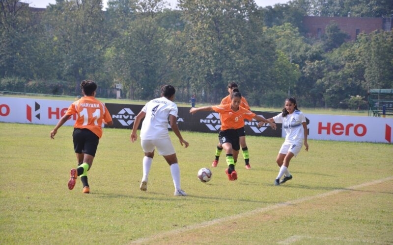  Sr Women's Football Nationals: Railways Stun Holders Manipur; Bengal, Haryana Ea-TeluguStop.com