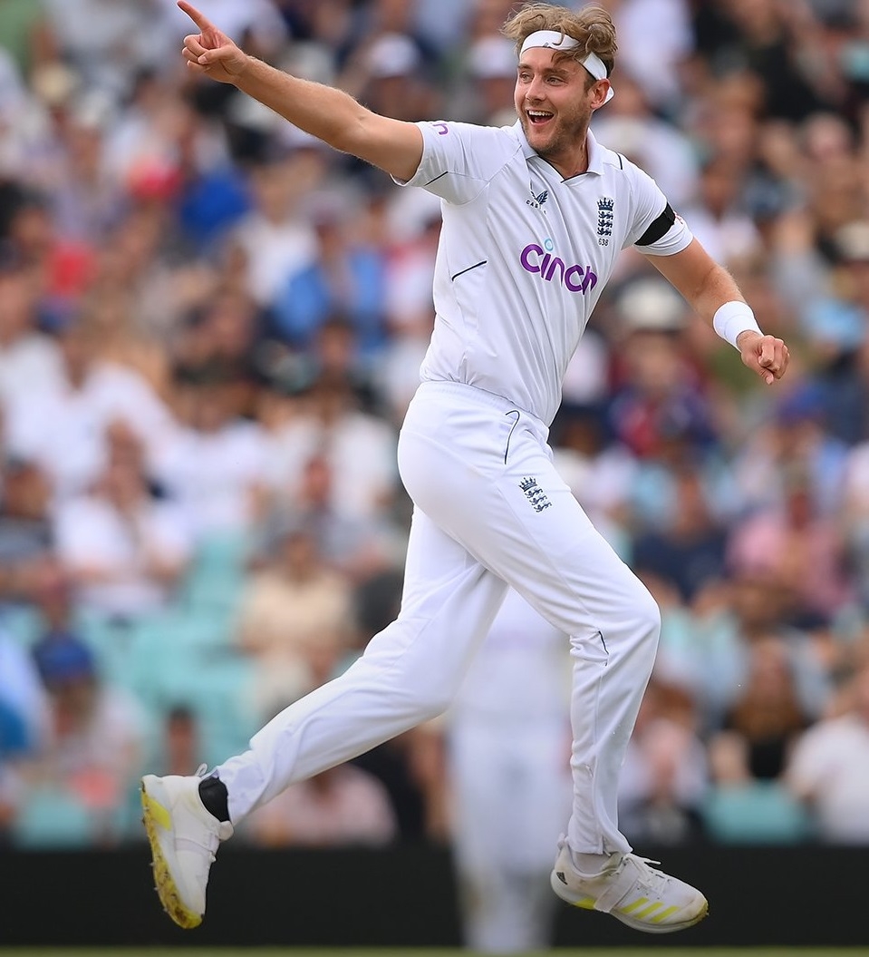  Stuart Broad's Five-for Puts England On Top In One-off Test V Ireland-TeluguStop.com