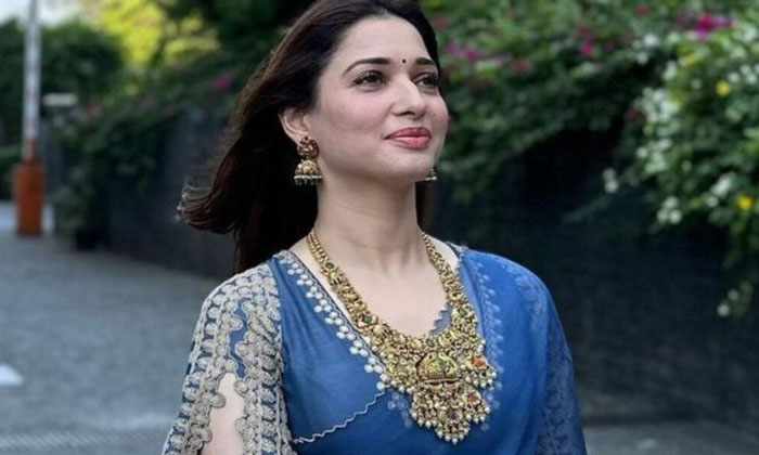  Tamannaah Bhatia Talks About Social Media Negativity, Tamannaah Bhatia, Jailer-TeluguStop.com