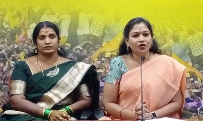  Tdp Vangalapudi Anitha Fires On Ycp Leaders, Tdp, Vangalapudi Anitha , Ycp Leade-TeluguStop.com