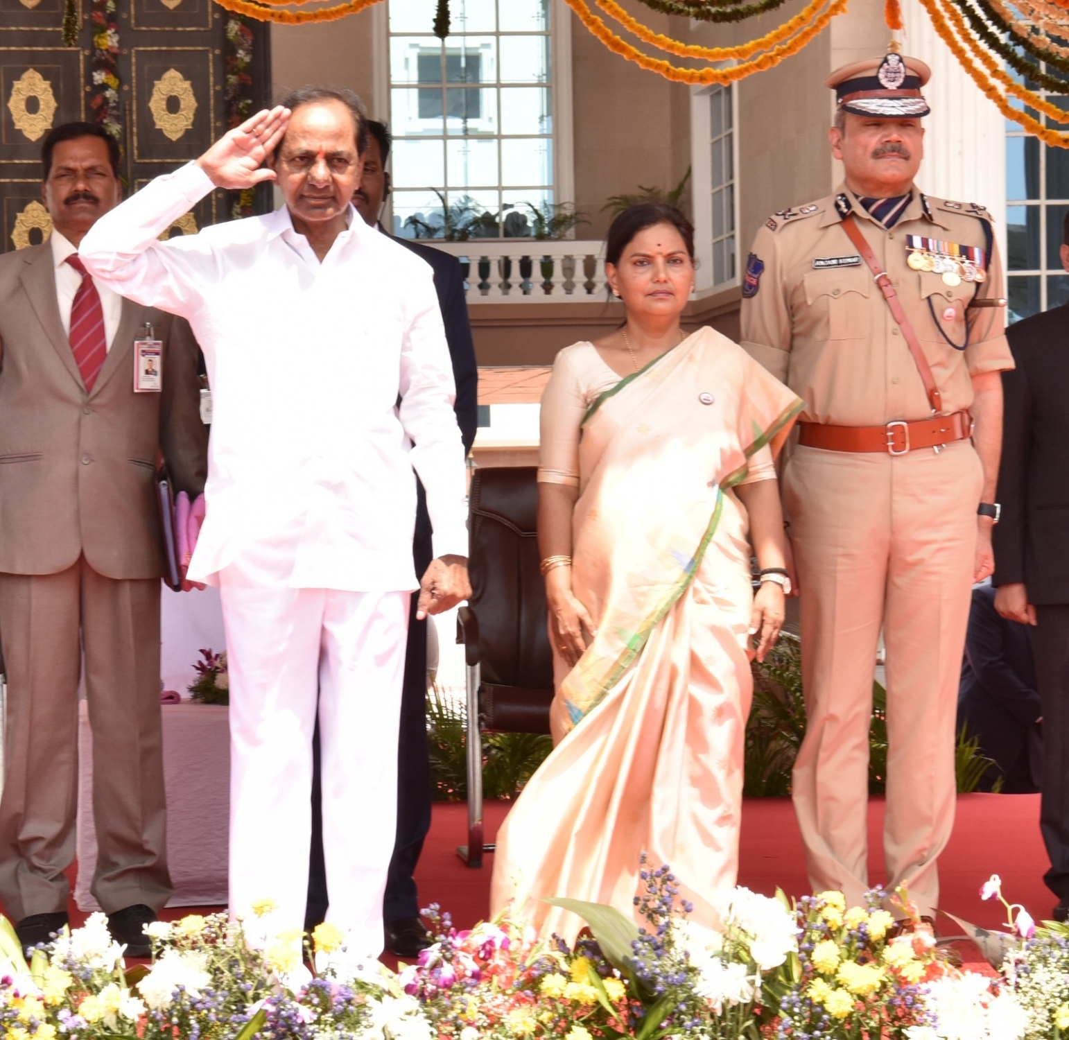  Telangana To Launch 'gruha Lakshmi' House Scheme, Provide Land Rights To Tribals-TeluguStop.com