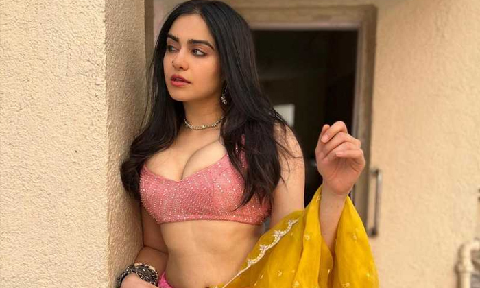  The Kerala Story Movie Heroine Adah Sharma Not Getting Movie Offers , Kerala Sto-TeluguStop.com