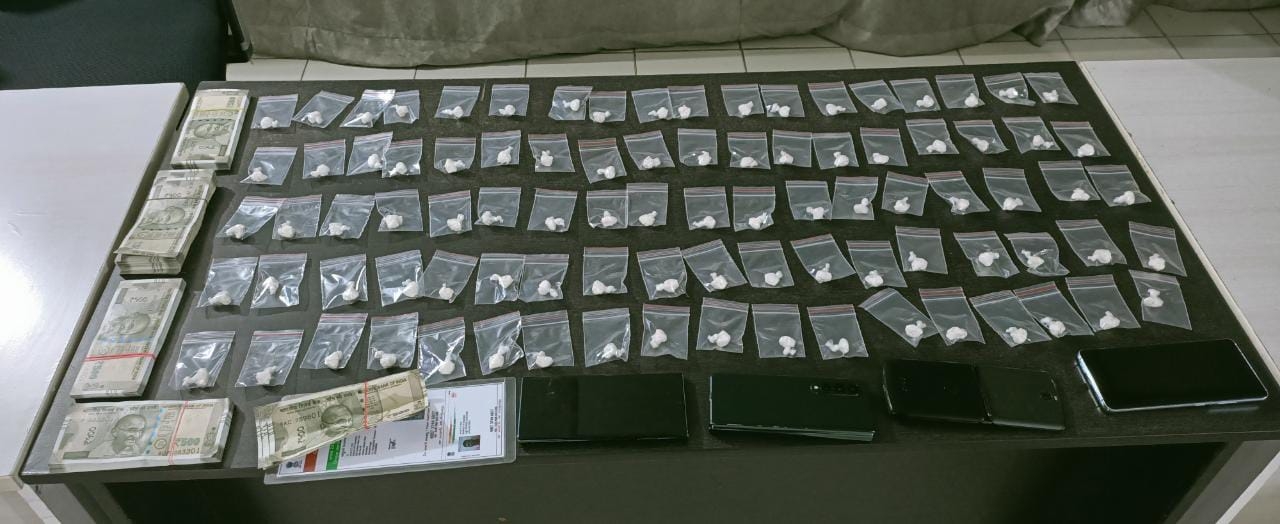  Tollywood Producer Held For Drug Peddling In Hyderabad-TeluguStop.com