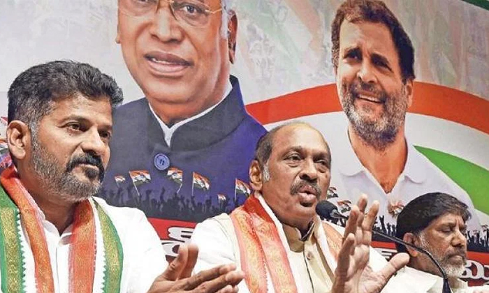  Key Meeting Of Congress Leaders At Gandhi Bhavan, Hyderabad-TeluguStop.com