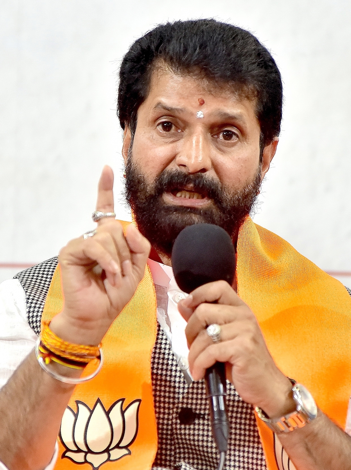  Will Keep Watch On 'natakbaaji' Of K'taka Govt On Poll Promises: C.t. Ravi-TeluguStop.com