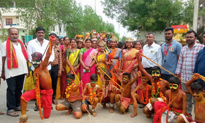  Bonala Festival In Educational Institutions , Educational Institutions, Bonala F-TeluguStop.com