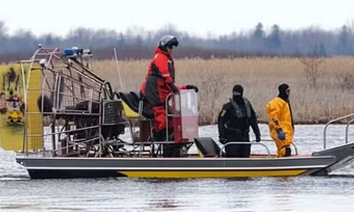  Canadian Police Say Body Found In River Linked To Indian And Romanian Migrants'-TeluguStop.com