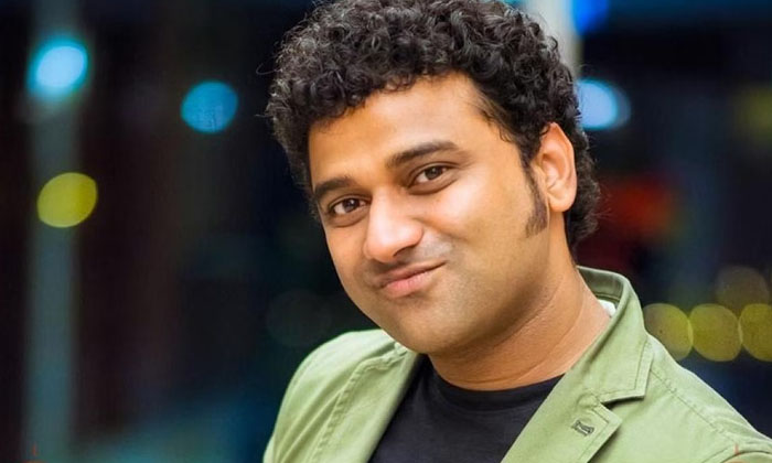  Tollywood Music Directors Devi Sri Prasad Get Good Offers From Makers ,devi Sri-TeluguStop.com