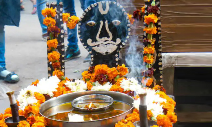  Follow These Rituals On Ashada Saturday To Remove Shani Dosha Details, Pooja Rit-TeluguStop.com