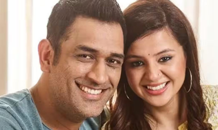 Telugu Chennai, Latest Telugu, Dhoni Brth Day, Msdhoni, Sakshi, Sri Lanka, Cup-S