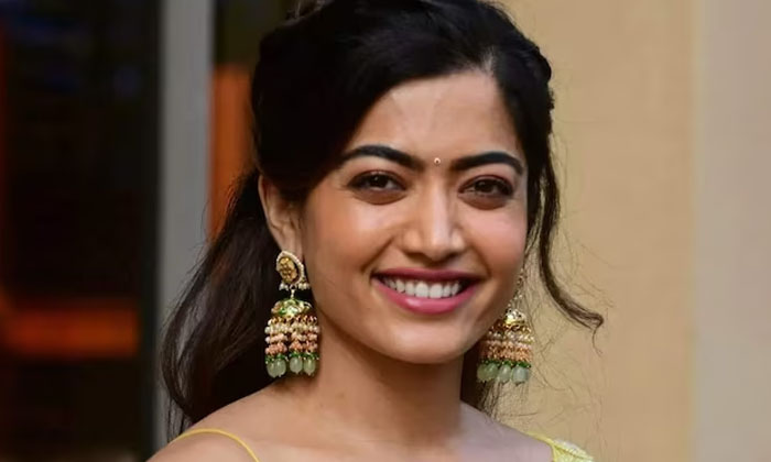  Nitin Movie Big Risk Without Rashmika, Bhishma, Nitin, Rashmika , Macherla Niyoj-TeluguStop.com