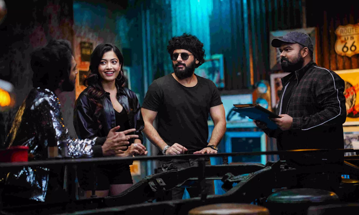  Only One Film In Hand For Rashmika Mandanna Details, Rashmika Mandanna, Nitin, V-TeluguStop.com