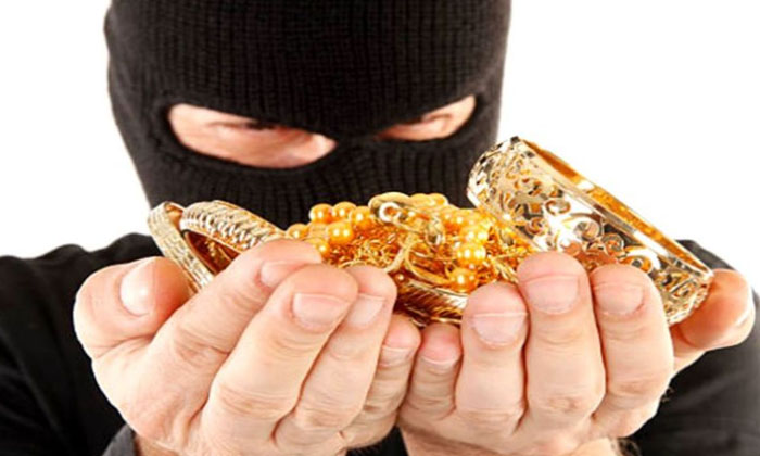 Telugu Andhra Pradesh, Gold, Guntur, Latest Telugu, Theft-Latest News - Telugu Telugu Andhra Pradesh, Gold, Guntur, Latest Telugu, Theft-Latest News - Telugu