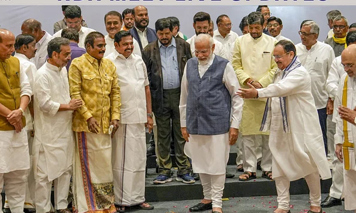  Prime Minister Modi's Key Comments In Nda Meeting, Prime Minister Modi, Bjp, Nd-TeluguStop.com
