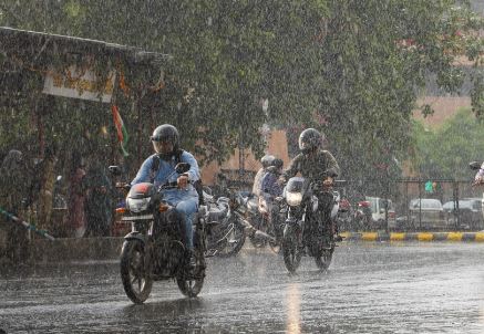  Red Alert For Telangana. Rains For Three More Days-TeluguStop.com