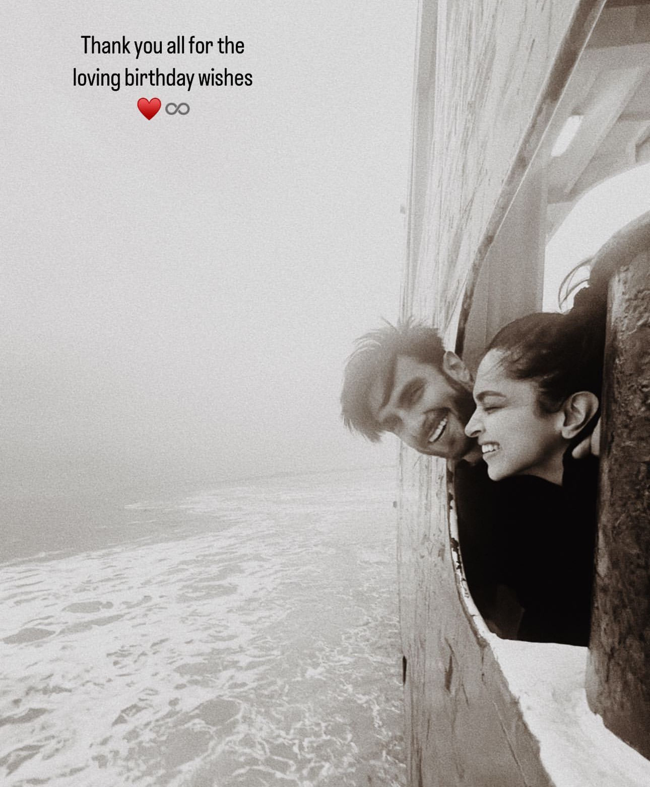  Ranveer And Deepika’s Reassuring Instagram Post: Fun-filled Sea Ride Affir-TeluguStop.com