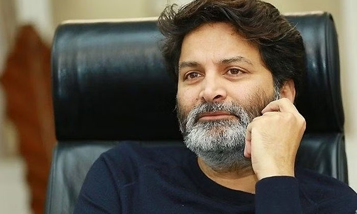  Trivikram Allu Arjun Movie Latest Update, Trivikram Srinivas, Pushpa 2, Ala Vaik-TeluguStop.com