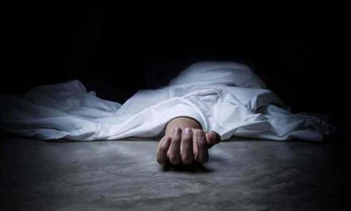  Female Doctor Murdered In Machilipatnam, Venkateswara Mother Children Hospital-TeluguStop.com
