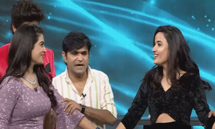 Chalaki Chanti Shocking Vulgar Comments On Siri Chalaki Chanti Shocking Vulgar Comments On Siri-TeluguStop.com