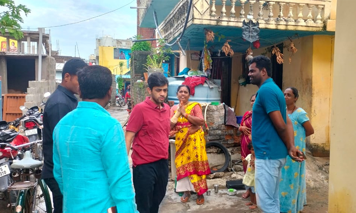  Collector Anurag Jayanthi Review On Sanitation Works, Collector Anurag Jayanthi-TeluguStop.com