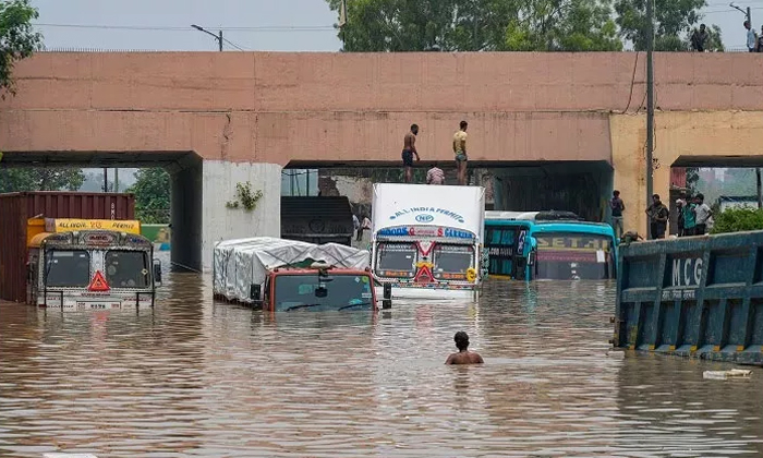 Telugu Ap Zenco, Chandrayan, Cm Kcr, Delhi Floods, Isro, Jagan, Dharmanaprasada,