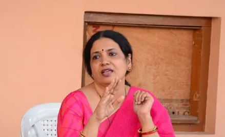 Want Someone Who Can Talk To Anyone..: Jeetha Rajasekhar Want Someone Who Can Talk To Anyone..: Jeetha Rajasekhar-TeluguStop.com