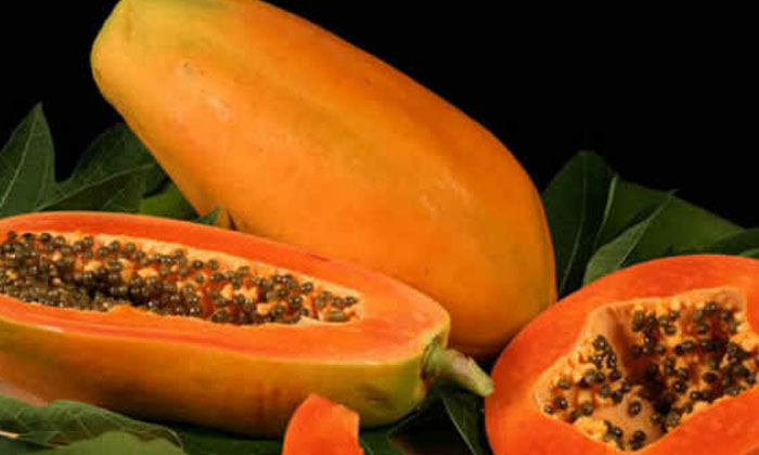  Why Eating Papaya Daily During Monsoon Season, Papaya, Papaya Health Benefits-TeluguStop.com