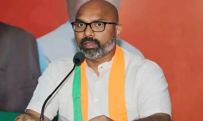 Telugu Ap Volunteers, Cm Kcr, Harish Rao, Jagga Reddy, Mallu Ravi, Mithun Reddy, Telugu Ap Volunteers, Cm Kcr, Harish Rao, Jagga Reddy, Mallu Ravi, Mithun Reddy,