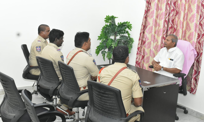  Newly Appointed Police Officers Met Mla Chennamaneni Ramesh, Mla Chennamaneni R-TeluguStop.com