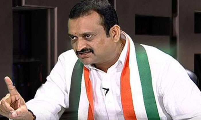  Bandla Ganesh Again Join In Congress , Ram Charan , Ntr, Pawan Kalyan , Bhatti-TeluguStop.com