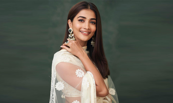 Telugu Astrologervenu, Horoscope, Iron Leg, Pooja Hegde, Poojahegde, Venu Swamy-