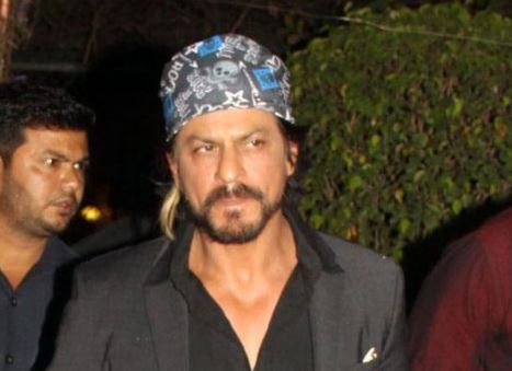  Bollywood Hero Shahrukh Khan Is In Danger..!-TeluguStop.com