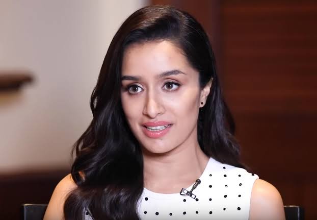  Shraddha Kapoor’s Exam Cheating Confession – Watch Viral Video-TeluguStop.com