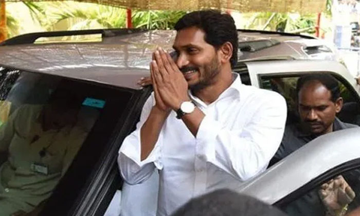  Cm Ys Jagan Will Visit The Flood Affected Areas And Talk Directly To The People-TeluguStop.com