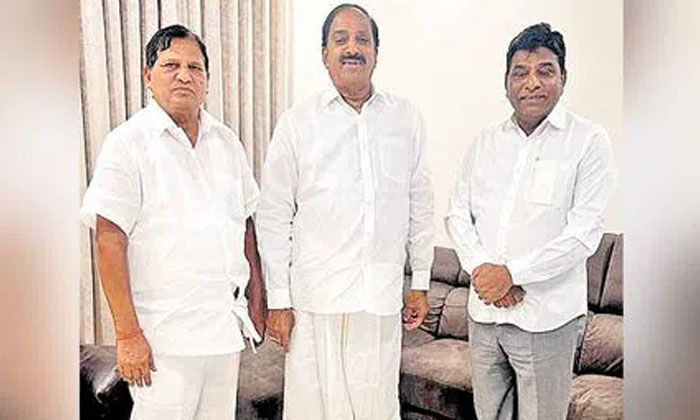  Appeasement On One Side, Resignation On The Other Side, Brs, Telangana, Kcr, Tel-TeluguStop.com