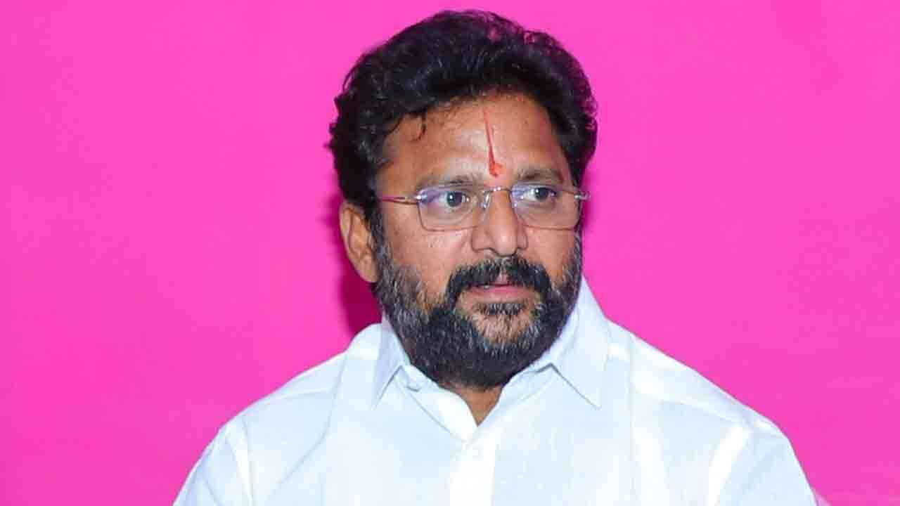  Telangana : Brs Leaders Oppose Sitting Mla In Ramagundam-TeluguStop.com